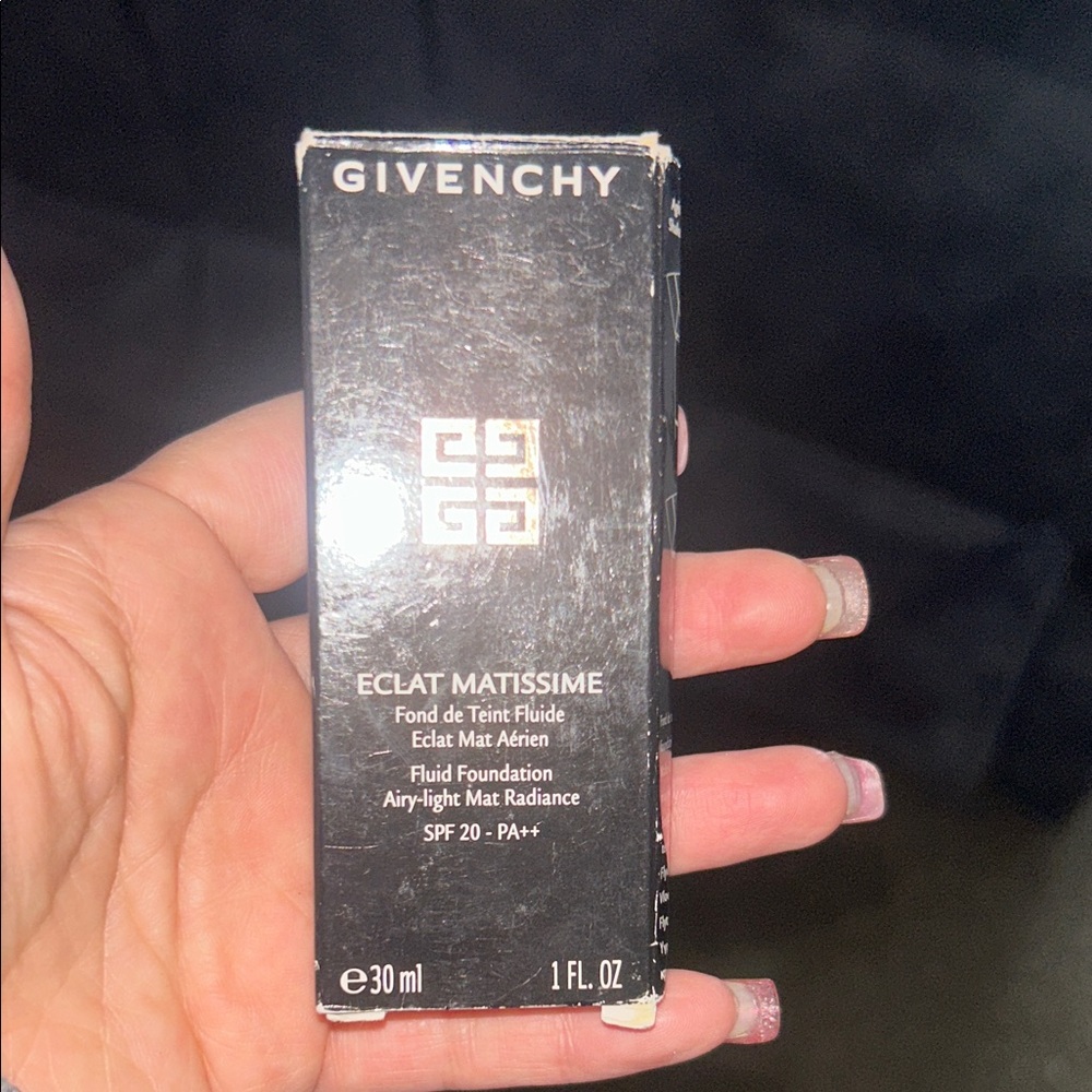 GIVENCHY ECLAT MATISSIME FLUID FOUNDATION NEW